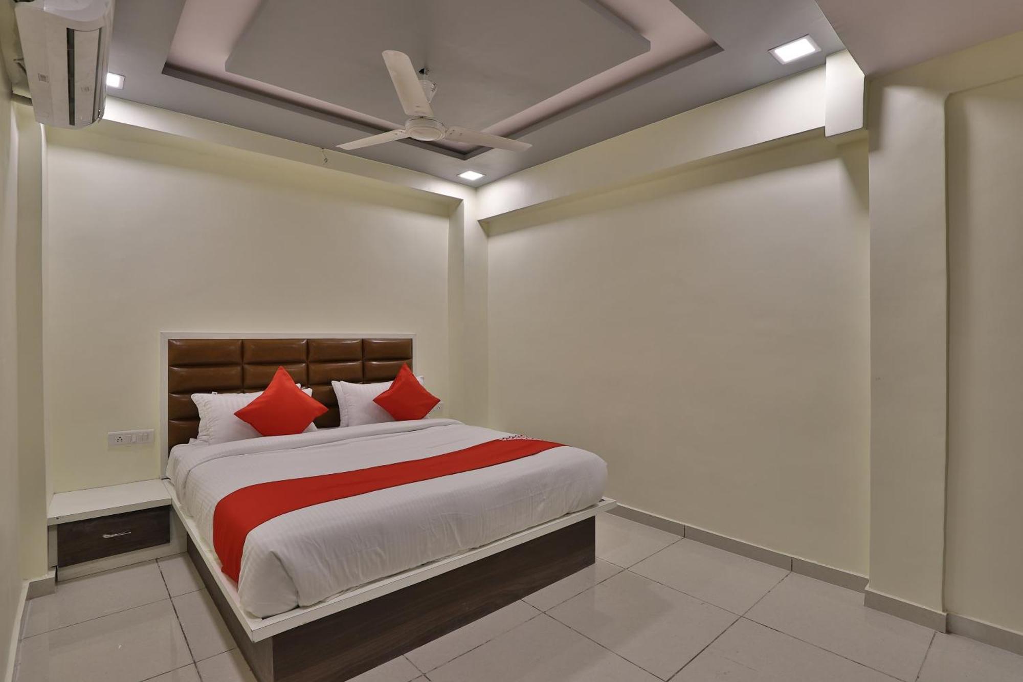 Hotel O Sunway Ahmedabad Exterior foto